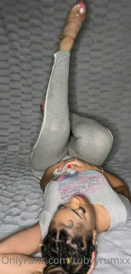 rubyyrumxx ポルノスター パーフェクト 写真