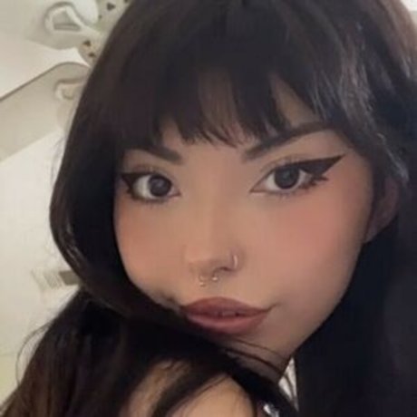 pixiecutiee ヌードスター 写真