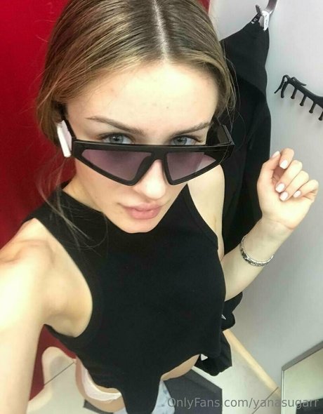 yanasugarr ホットモデル 写真
