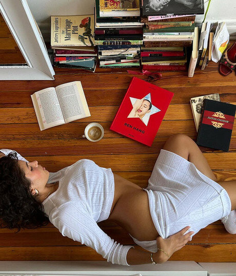 Isabella Carr セックスモデル 写真