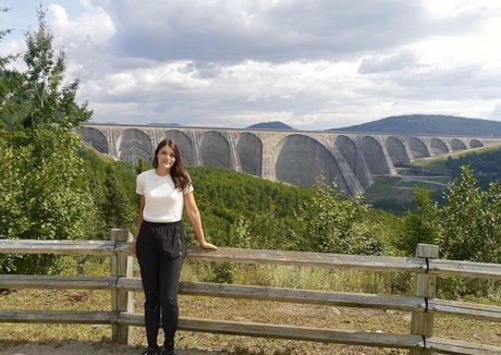 Vanessa Berge top profile image