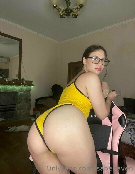 isabelraven ポルノスター ホット 画像