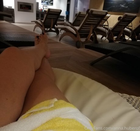 anna huberof トップモデル 画像