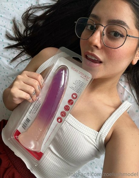 zoelushmodel 高品質スター 写真