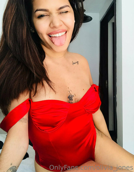 olivia jones2 最高のスター 画像