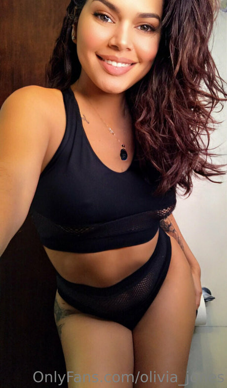 olivia jones2 独占スター 画像