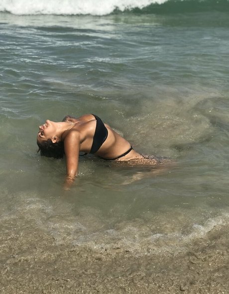 nathaliapervertvip 無料女優 写真