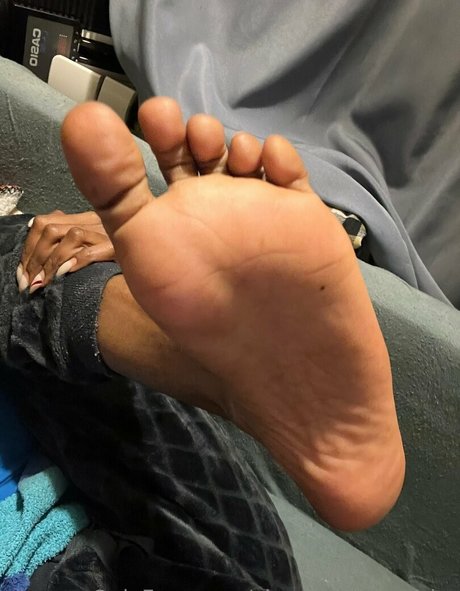 chocolatefeetbabe セクシーモデル ギャラリー