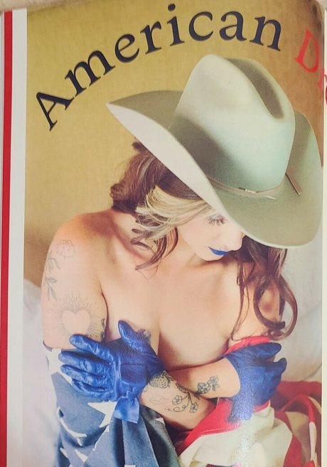 Sierra Ferrell ヌード女優 写真