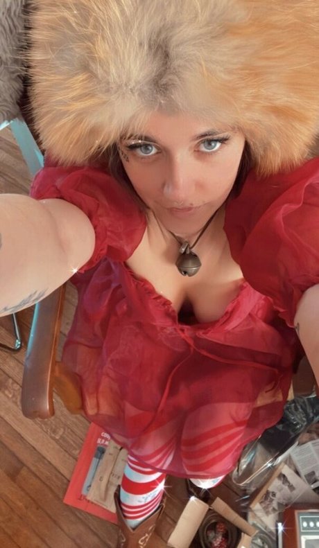 Sierra Ferrell エロティックなスター 写真