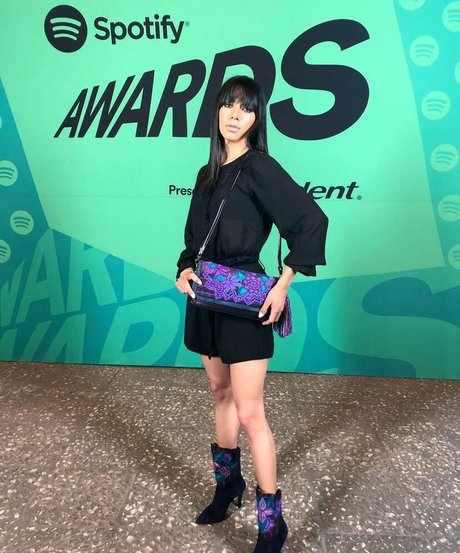 Gabrielle M ポルノスター 可愛い 写真