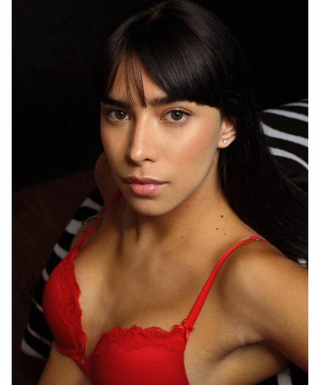 Gabrielle M ポルノスター 画像