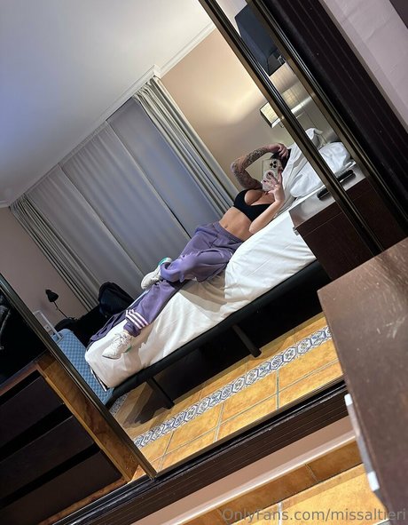 soymeryjim ポルノスター 素敵 写真