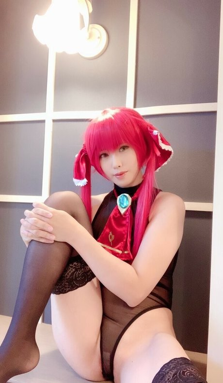 Glossy Rabbit スター ヌード 写真