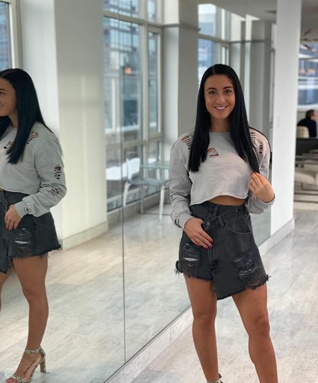 Gabrielle Firrello 裸の女優 写真