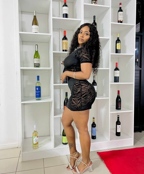 Bella Batista エロティックなスター 写真