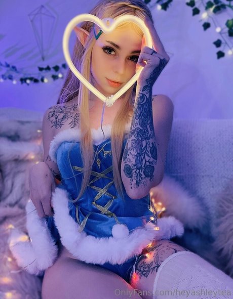 heyashleytea ポルノスター アート 写真