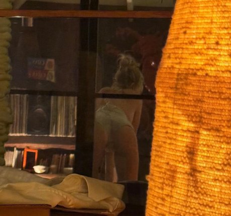 Laurel Arnell Cullen ヌードモデル 写真