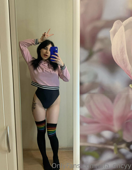 merry encyy セックスモデル 写真