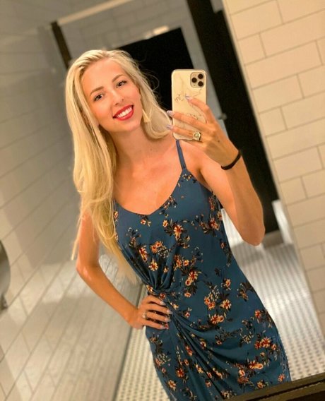 TheRealJennaJay top profile image