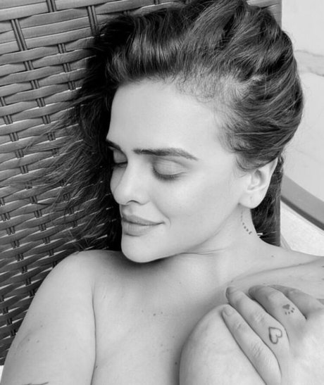 Julia Yebsc Juyebsc アート女優 写真