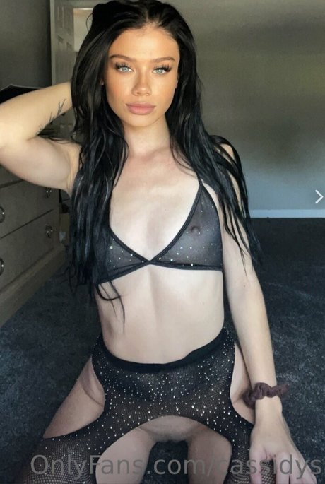 美しいラテン系オンリーファンズ ホット裸 画像