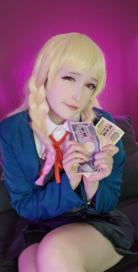 ぽっちゃりおっぱいオンリーファンズ セクシーヌード 画像