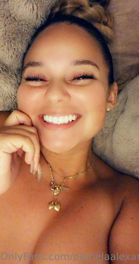pamelaalexandrasurprise 無料モデル 写真