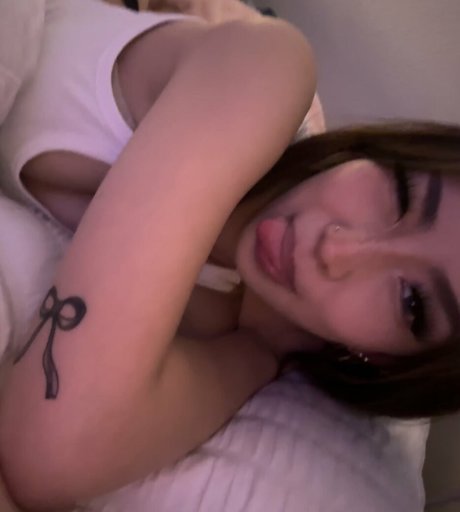 Harmonee Yang ポルノモデル 写真