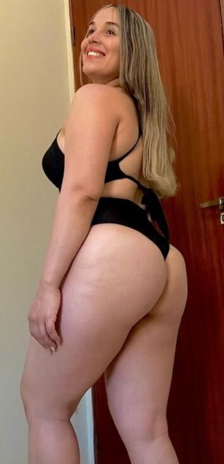 Luana Lua HDモデル 写真