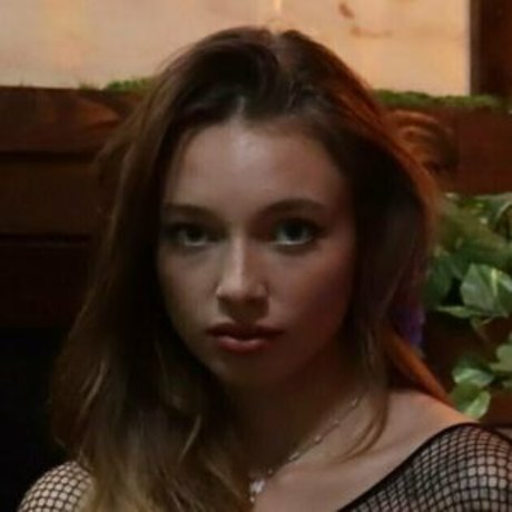 Maddie James Little ポルノ女優 画像