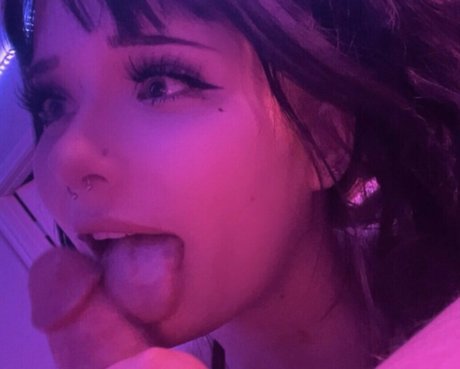 lilangelsawa セクシーなスター 写真