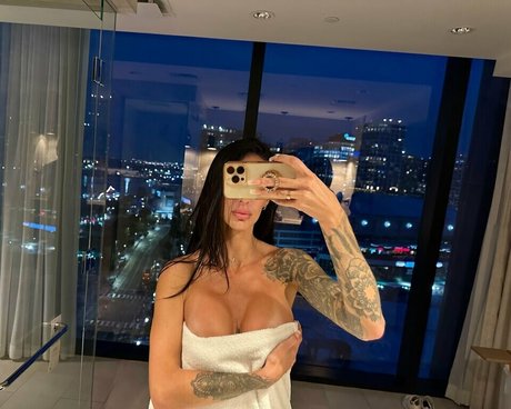 Ashleightaylorr アートスター 写真