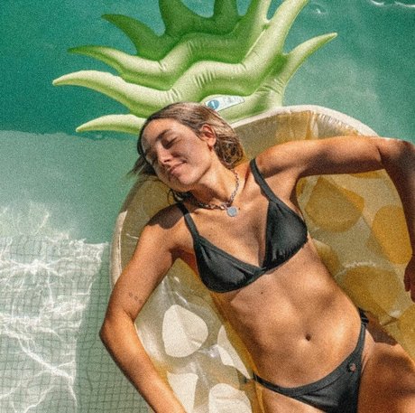 Sofi Martinez スター xxx 写真