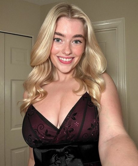 Carlie Whalen 独占ポルノスター 写真