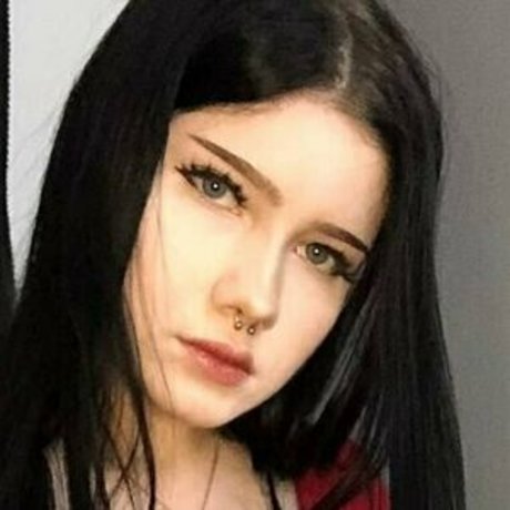 astrid gothly 可愛い女優 アーカイブ