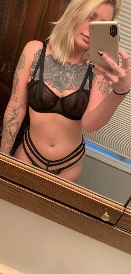 巨乳騎乗位OnlyFans 限定 写真