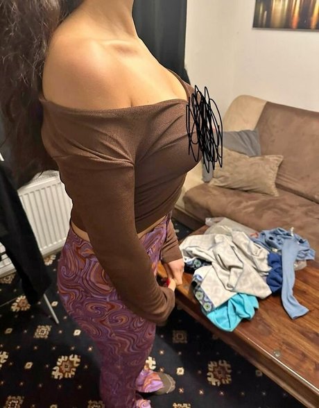 Vanessa Zachariadi 限定モデル 写真