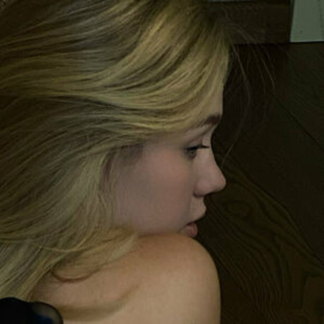 va lery 可愛いモデル 写真