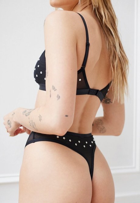 Lindsay Vrckovnik Linmick 独占モデル 写真