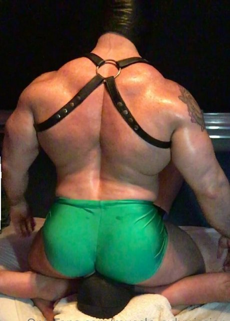 muscle submission 最高のポルノスター ギャラリー