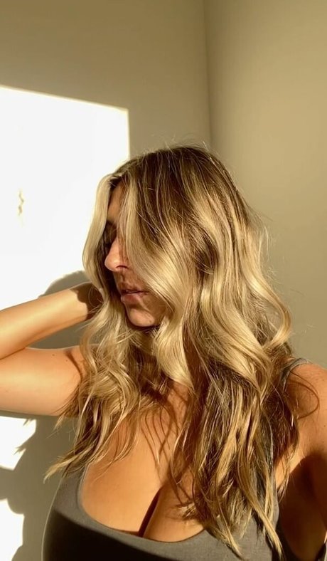 Abbey Wilson セクシーなスター 写真