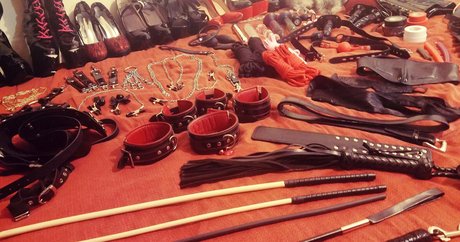 lilithinlatex トップポルノスター 画像