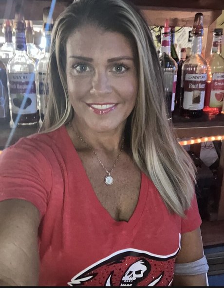 MsSweetTea アダルト女優 画像