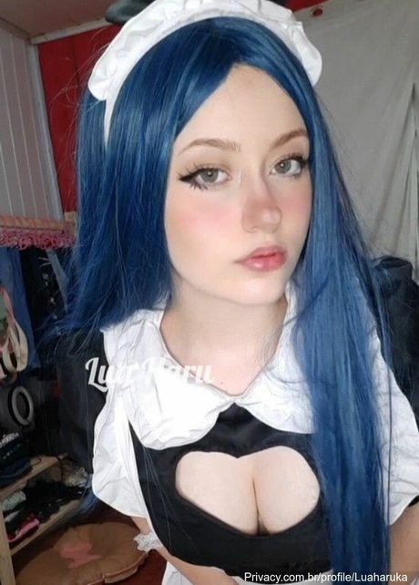 Lua Haru 裸のポルノスター 写真