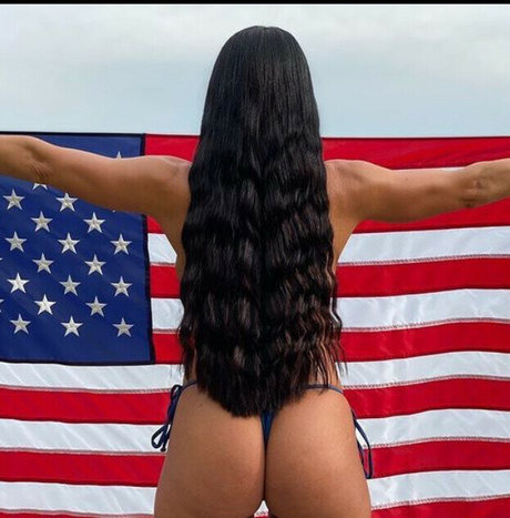 Alessandra James ポルノスター 素敵 写真