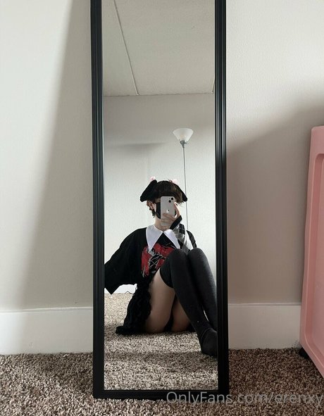 女子高生オンリーファンズ ポルノ 画像