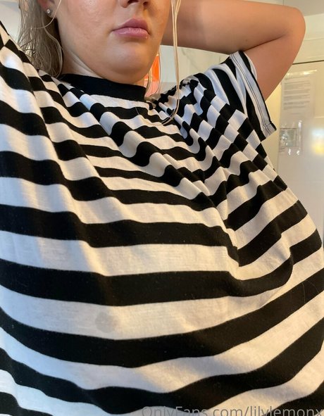 lilylemonx 限定スター ギャラリー