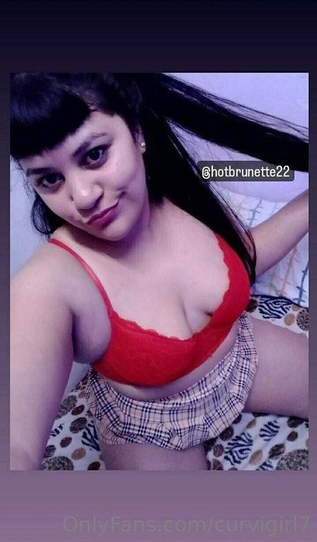 curvigirl7 美しいモデル 写真