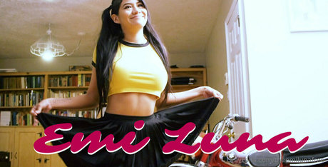 theemilunafree ポルノスター xxx 写真